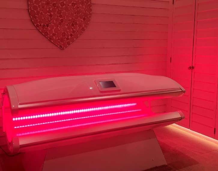 Red light bed at Bamford Wellness
