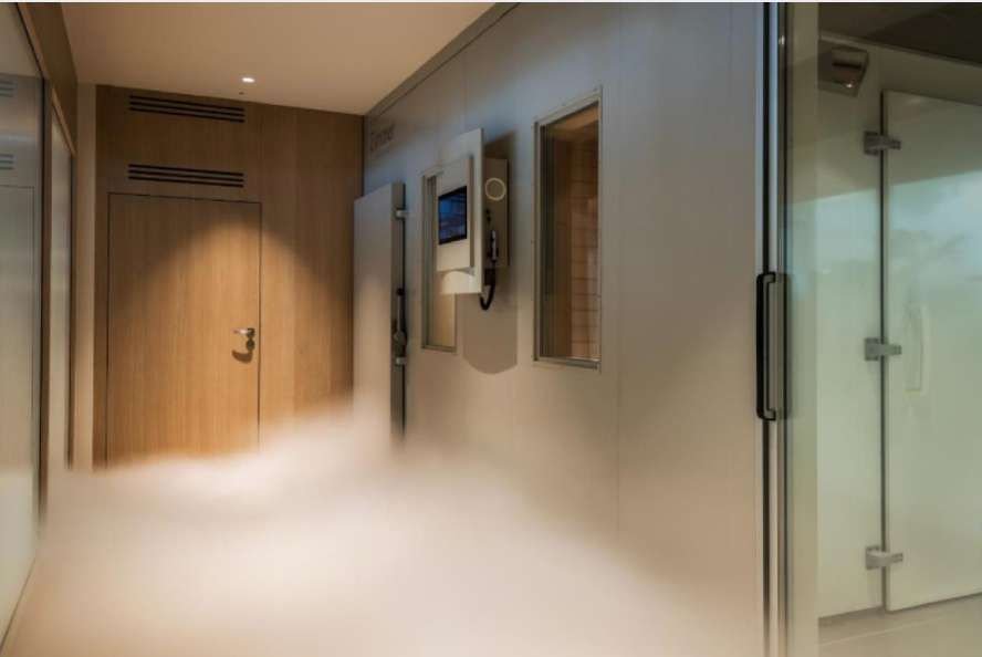 Cryotherapy chamber at Bürgenstock